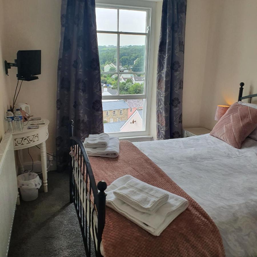 Pendyffryn Manor Bed & Breakfast Little Haven Экстерьер фото