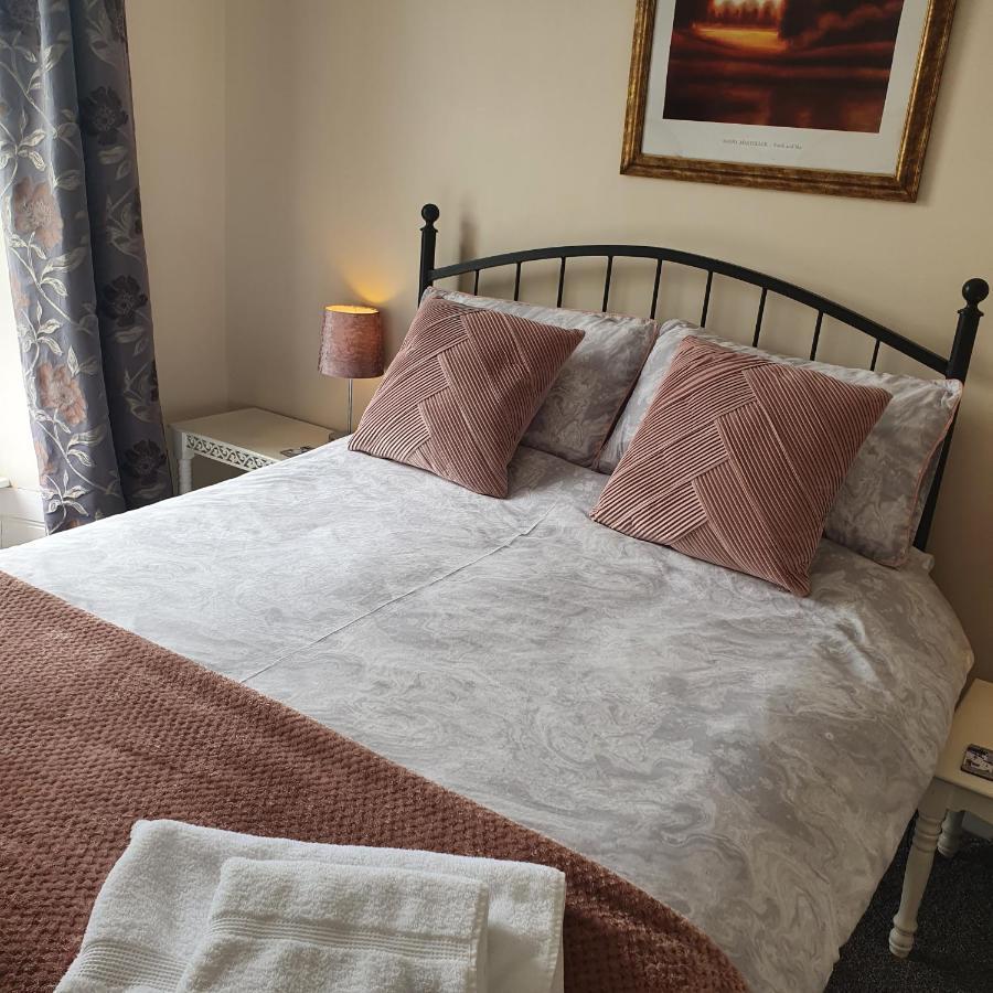 Pendyffryn Manor Bed & Breakfast Little Haven Экстерьер фото