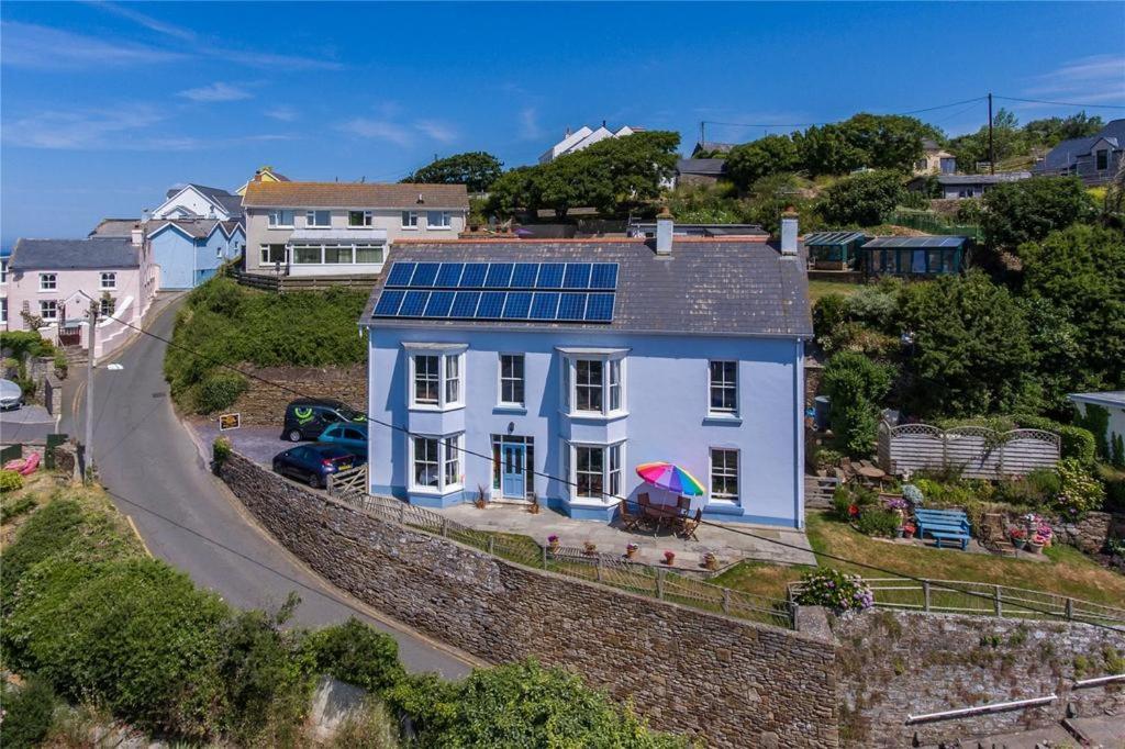 Pendyffryn Manor Bed & Breakfast Little Haven Экстерьер фото